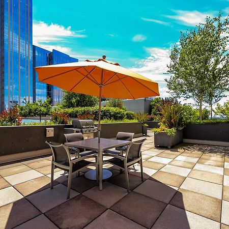 Newmark Tower Сиатъл Екстериор снимка